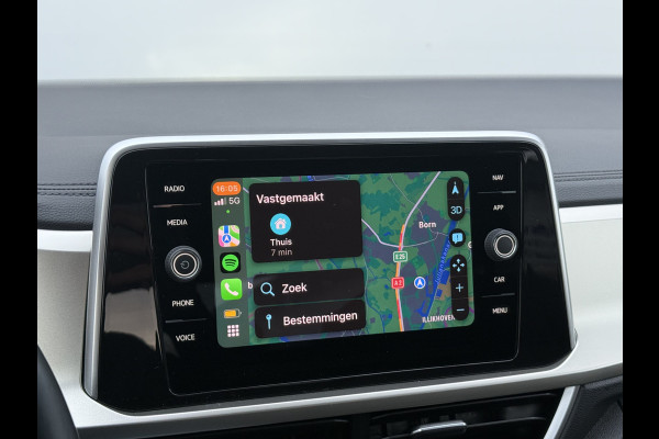 Volkswagen T-Roc 1.5 TSI Move | CarPlay | Camera | Cruise | LED | DAB+ | 17 inch