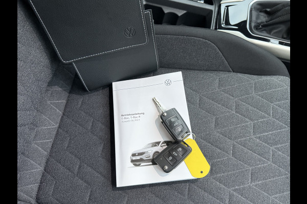 Volkswagen T-Roc 1.5 TSI Move | CarPlay | Camera | Cruise | LED | DAB+ | 17 inch