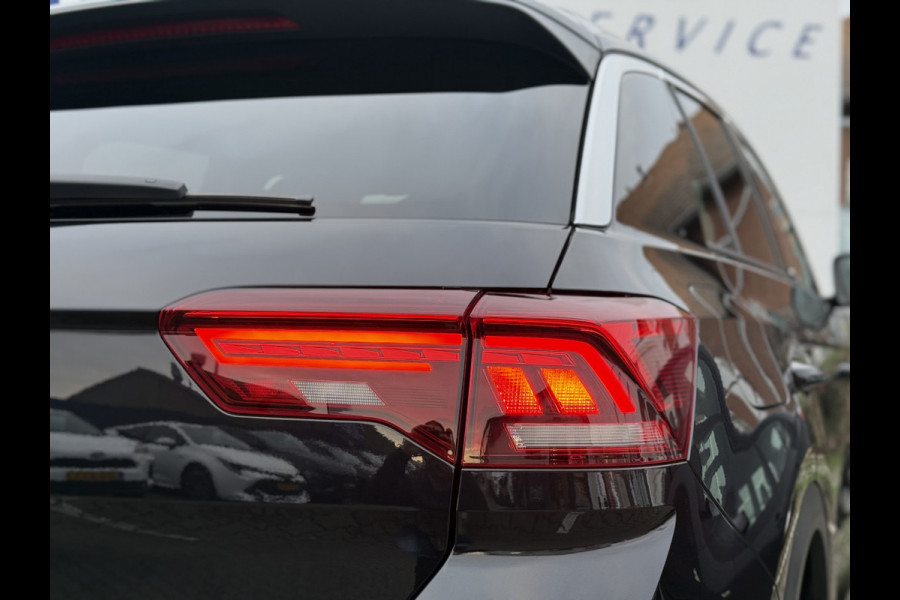 Volkswagen T-Roc 1.5 TSI Move | CarPlay | Camera | Cruise | LED | DAB+ | 17 inch
