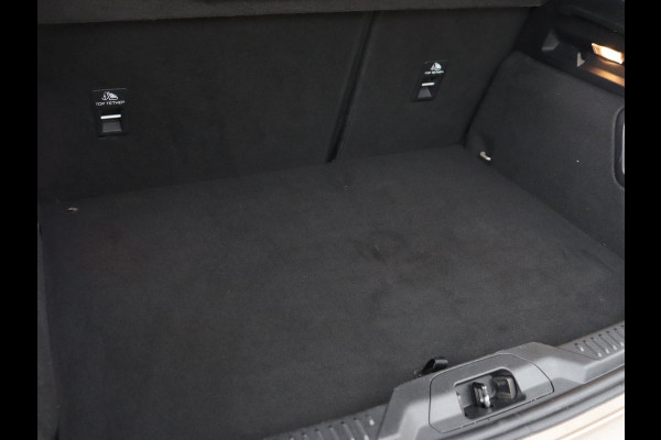 Ford Focus 1.0 EcoBoost Titanium | Adaptive Cruise | Bang & Olufsen | Stoel & Stuurverwarming | Camera | Full LED | Park Assist | DAB+ | Climate control | Parkeerhylp | Carplay | Navigatie