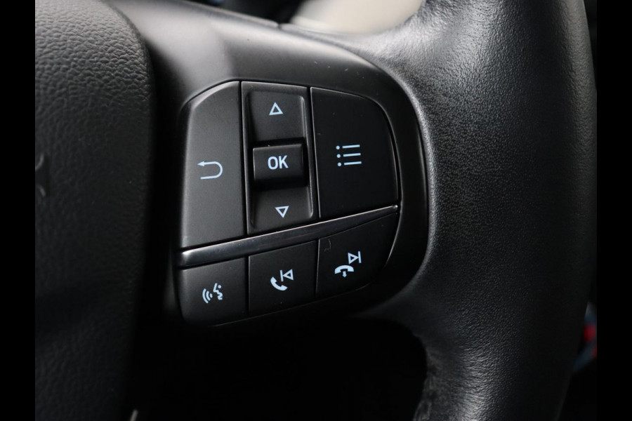 Ford Focus 1.0 EcoBoost Titanium | Adaptive Cruise | Bang & Olufsen | Stoel & Stuurverwarming | Camera | Full LED | Park Assist | DAB+ | Climate control | Parkeerhylp | Carplay | Navigatie