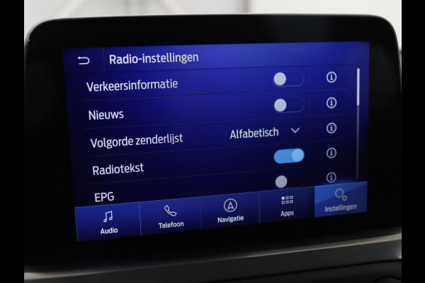 Ford Focus 1.0 EcoBoost Titanium | Adaptive Cruise | Bang & Olufsen | Stoel & Stuurverwarming | Camera | Full LED | Park Assist | DAB+ | Climate control | Parkeerhylp | Carplay | Navigatie