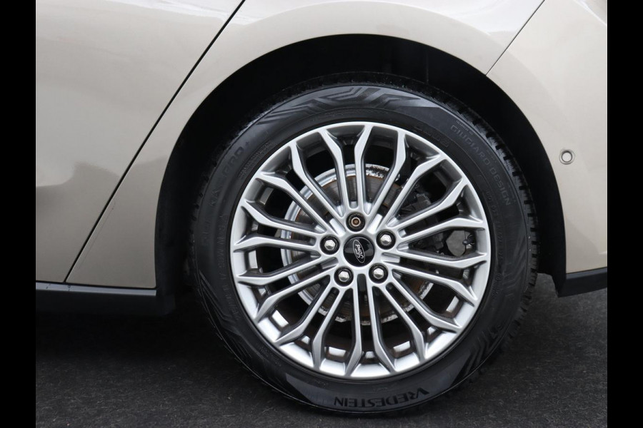 Ford Focus 1.0 EcoBoost Titanium | Adaptive Cruise | Bang & Olufsen | Stoel & Stuurverwarming | Camera | Full LED | Park Assist | DAB+ | Climate control | Parkeerhylp | Carplay | Navigatie