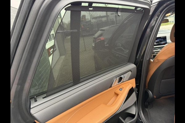 BMW X5 xDrive50e M SPORT HEADUP PANO 22 INCH