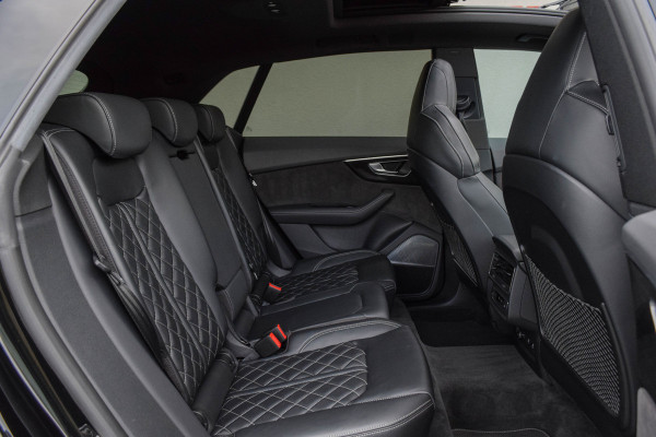 Audi Q8 55 TFSI e Quattro / 2x S-line/ Standkachel/ Luchtvering/ Panoramadak/ Trekhaak/ 280kW (381PK)