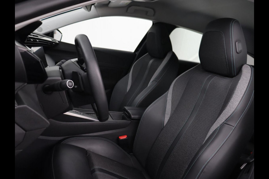 Peugeot 308 1.6 PHEV Active Pack Business | Stoelverwarming | Half leder | Sportstoelen | Carplay | Parkeerhulp | Full LED | Climate control | Bluetooth | Cruise control | Plug In