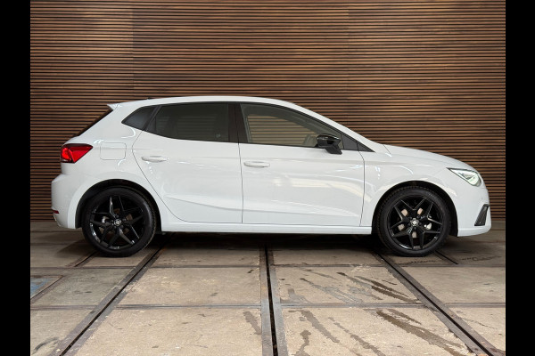 Seat Ibiza 1.0 EcoTSI FR Business Connect DSG | Navigatie | PDC voor + achter | LED Pakket | Carplay