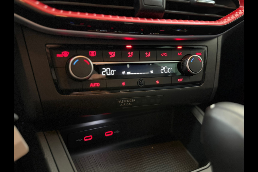 Seat Ibiza 1.0 EcoTSI FR Business Connect DSG | Navigatie | PDC voor + achter | LED Pakket | Carplay