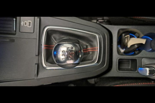 Ford Puma 1.0 EcoBoost Hybrid ST-Line 125pk | Winterpack | SYNC 4 Navigatie | Achteruitrijcamera | Reserve wiel