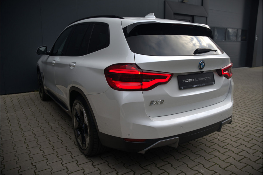 BMW iX3 High Executive 80 kWh | Panoramadak | Keyless | Stoelverwarming | Harman Kardon | Memory Seat | Head-Up Display | 360 Camera | Adaptief Onderstel | Trekhaak | Adaptive LED | Elektrische Stoelen | Apple Carplay | N