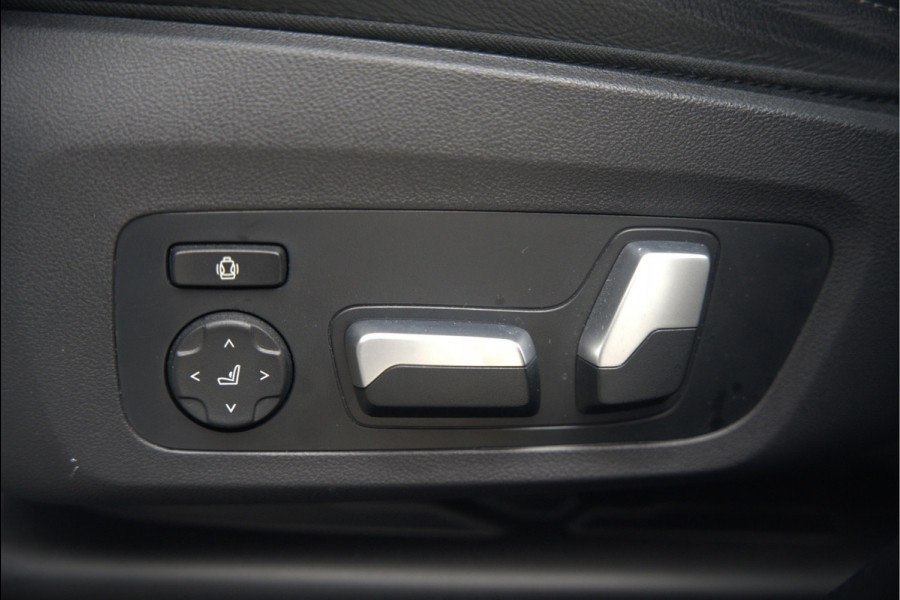 BMW iX3 High Executive 80 kWh | Panoramadak | Keyless | Stoelverwarming | Harman Kardon | Memory Seat | Head-Up Display | 360 Camera | Adaptief Onderstel | Trekhaak | Adaptive LED | Elektrische Stoelen | Apple Carplay | N