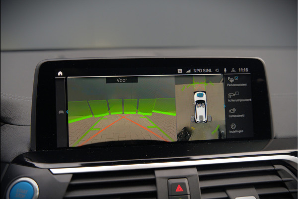 BMW iX3 High Executive 80 kWh | Panoramadak | Keyless | Stoelverwarming | Harman Kardon | Memory Seat | Head-Up Display | 360 Camera | Adaptief Onderstel | Trekhaak | Adaptive LED | Elektrische Stoelen | Apple Carplay | N