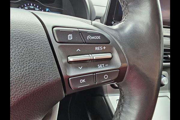 Hyundai Kona EV Comfort 39 kWh | Stoelverwarming | Krell | Navi |  All-seasons | Camera | Stuurverwarming | Rijklaar |