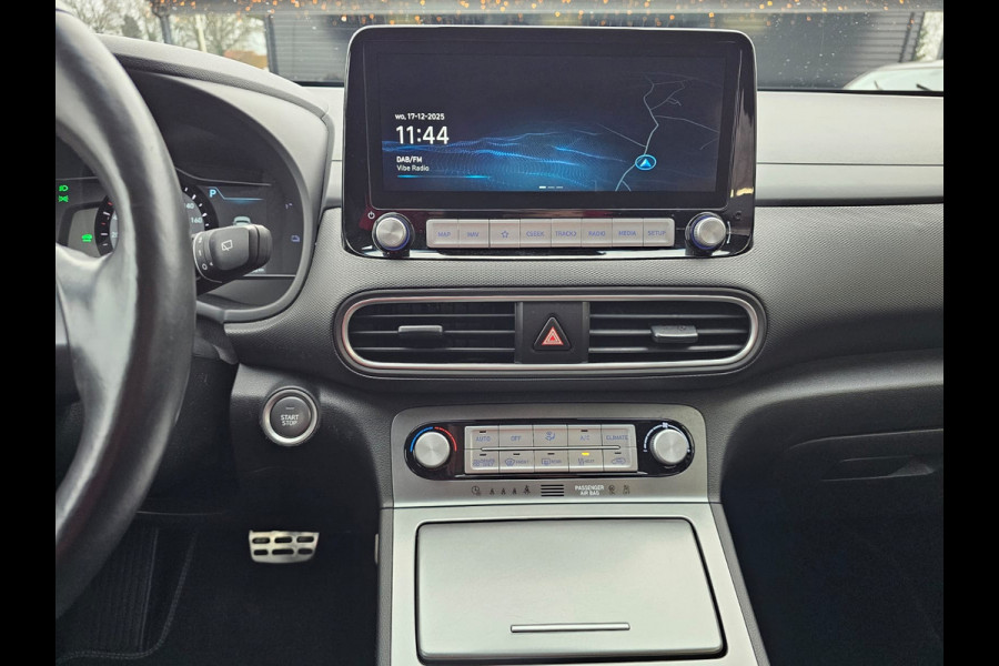 Hyundai Kona EV Comfort 39 kWh | Stoelverwarming | Krell | Navi |  All-seasons | Camera | Stuurverwarming | Rijklaar |
