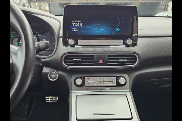 Hyundai Kona EV Comfort 39 kWh | Stoelverwarming | Krell | Navi |  All-seasons | Camera | Stuurverwarming | Rijklaar |