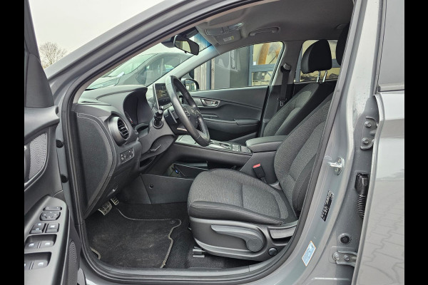Hyundai Kona EV Comfort 39 kWh | Stoelverwarming | Krell | Navi |  All-seasons | Camera | Stuurverwarming | Rijklaar |