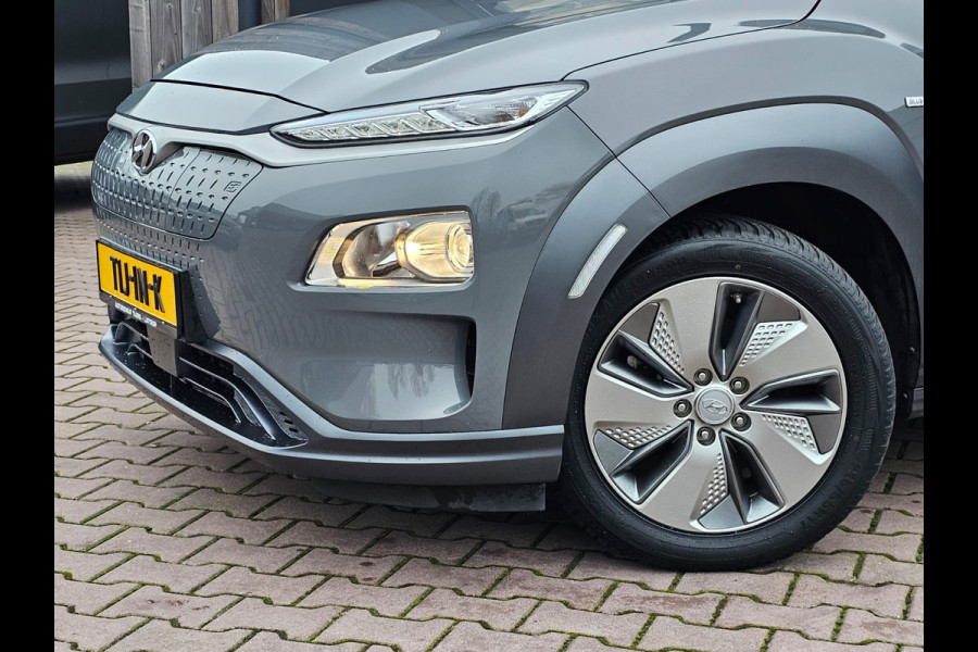 Hyundai Kona EV Comfort 39 kWh | Stoelverwarming | Krell | Navi |  All-seasons | Camera | Stuurverwarming | Rijklaar |