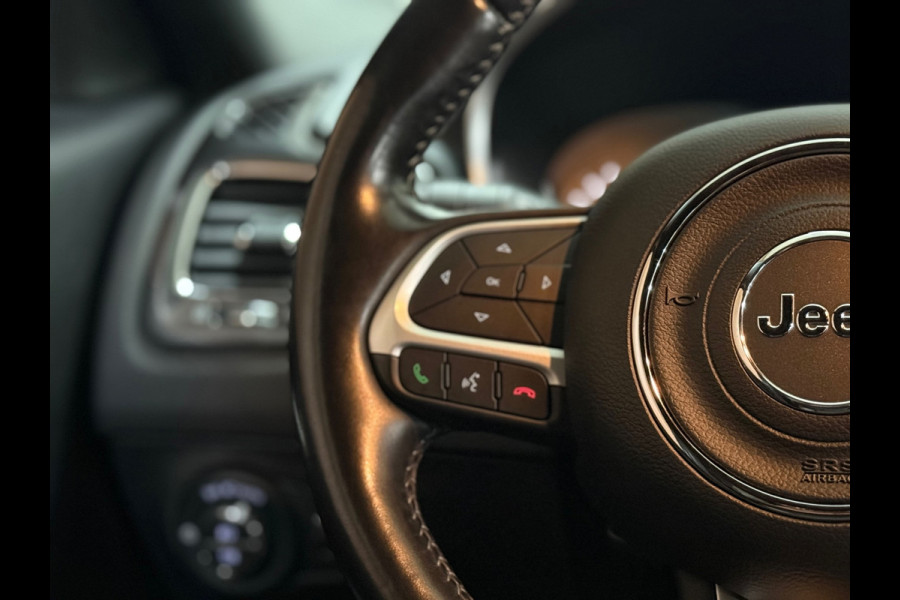 Jeep Compass 4xe 240 Plug-in Hybrid Electric S | Alpine | 19' inch | Leder | Trekhaak | LED