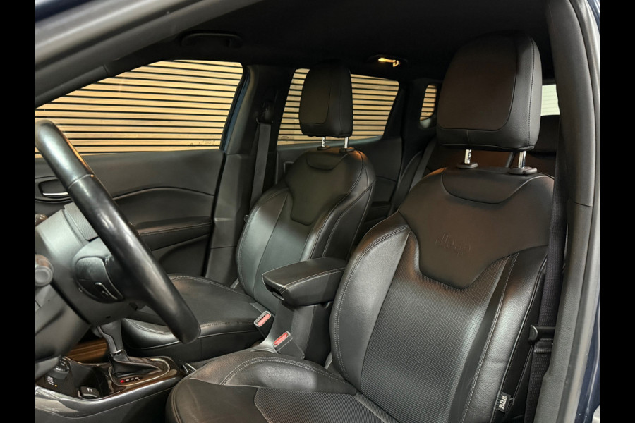 Jeep Compass 4xe 240 Plug-in Hybrid Electric S | Alpine | 19' inch | Leder | Trekhaak | LED