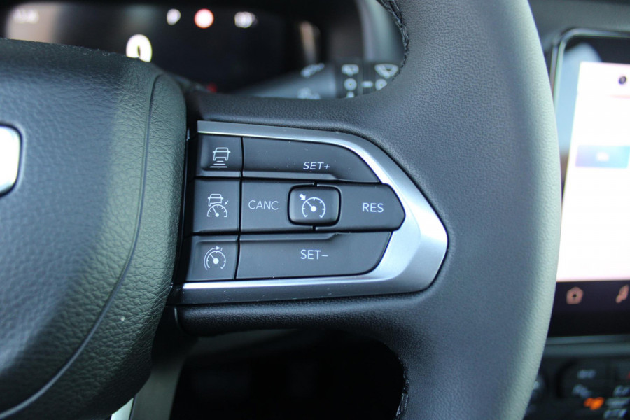 Jeep Renegade 1.5T 130PK e-Hybrid ALTITUDE | DRAADLOZE APPLE CARPLAY/ANDROID AUTO | PANORAMISCH SCHUIF/KANTEL DAK | FULL LED KOPLAMPEN | DODEHOEK DETECTIE | ADAPTIVE CRUISE CONTROL | LICHTMETALEN VELGEN 17" | ACHTERUITRIJ CAMERA | DAB+ RADIO | NAVIGATIE | PARKEERSENSOREN VOOR + ACHTER | AUTOMATISCH INPARKEREN | KEYLESS ENTRY/START | GETINTE RUITEN |