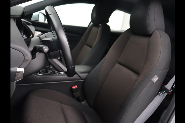 Mazda 3 2.0 e-SkyActiv-X 180 Comfort Bose | Head-Up | Stoel & stuurverwarming | Adaptive cruise | Carplay | Camera | Navigatie | Full LED | Parkeerhulp | Climate control