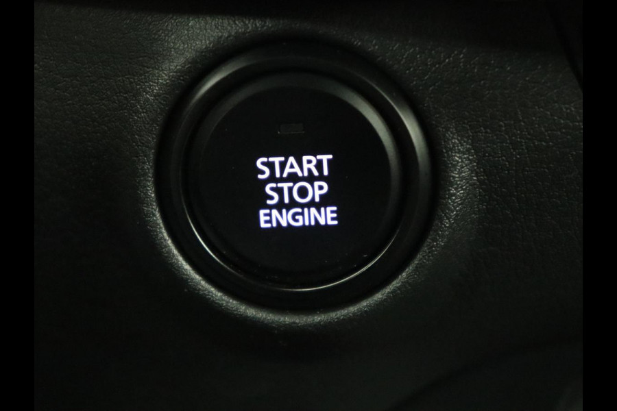 Mazda 3 2.0 e-SkyActiv-X 180 Comfort Bose | Head-Up | Stoel & stuurverwarming | Adaptive cruise | Carplay | Camera | Navigatie | Full LED | Parkeerhulp | Climate control