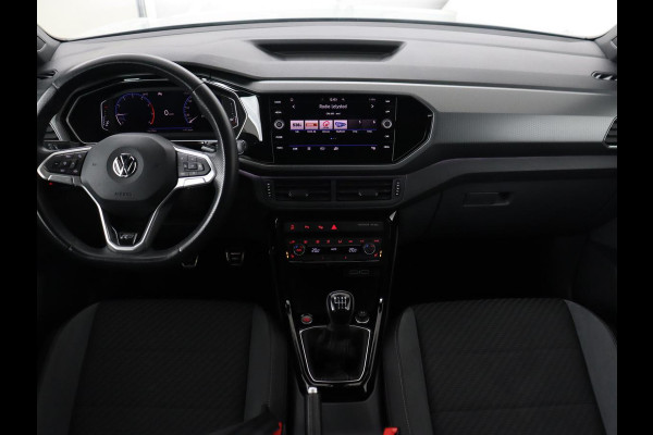 Volkswagen T-Cross 1.0 TSI R Line | Stoelverwarming | Keyless | Virtual Cockpit | Carplay | Trekhaak | Adaptive cruise | Park Assist | Full LED | Dodehoek detectie | Climate control