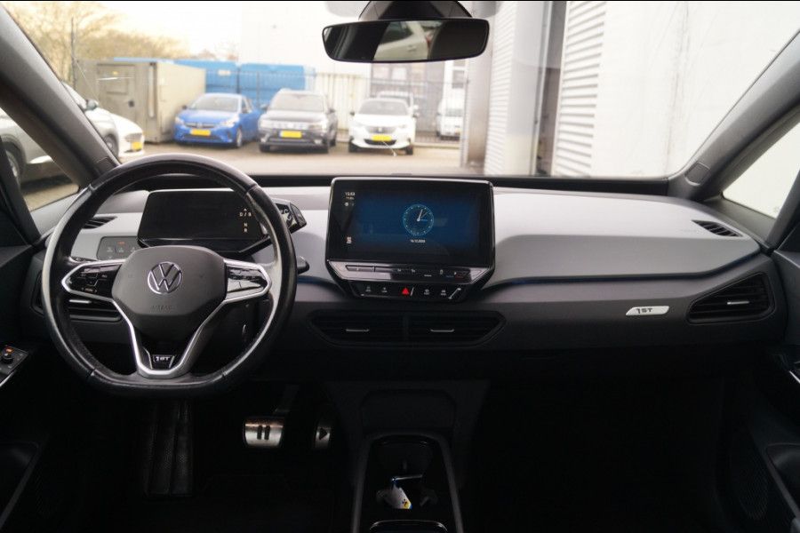 Volkswagen ID.3 First Plus 58kWh -NAVI-ECC-ACC-CAM-TREKHAAK-
