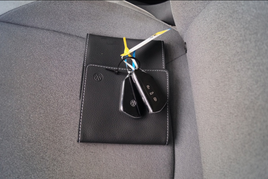 Volkswagen ID.3 First Plus 58kWh -NAVI-ECC-ACC-CAM-TREKHAAK-