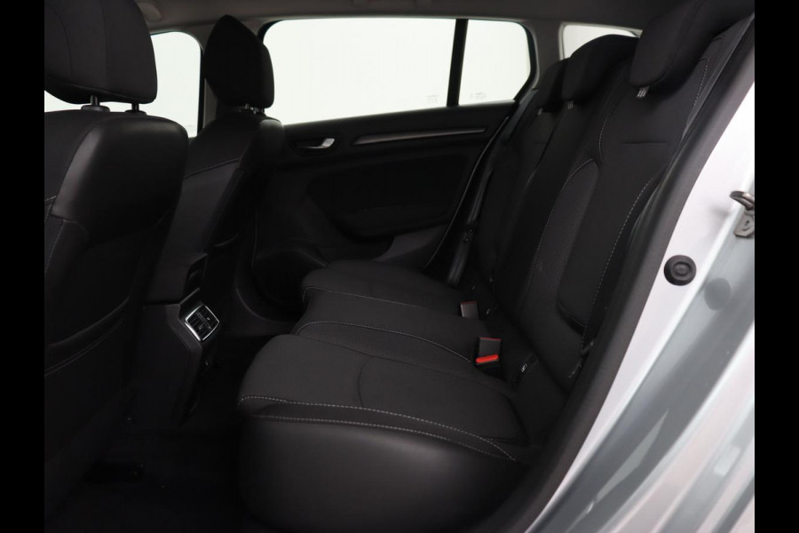 Renault Mégane 1.3 TCe140 Equilibre | Navigatie | Carplay | Keyless | Full LED | Digital Cockpit | Climate control | Parkeerhulp | Cruise control