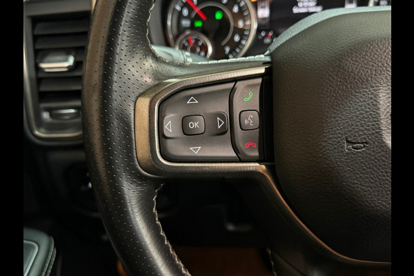 Dodge Ram 1500 5.7 V8 4x4 Crew Cab Sport | Full BLACK | Camera | ALPINE | Soft Cover | Apple Carplay | Cruise |