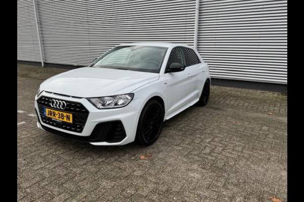 Audi A1 SPORTBACK 25 TFSI Pro Line S-Line,Navigatie,Carplay/Andriod,Cruisecontrol,stoelverwarming,Parkeersensoren,