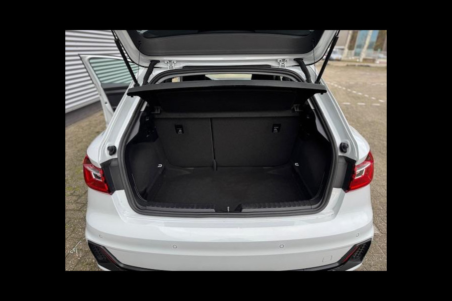 Audi A1 SPORTBACK 25 TFSI Pro Line S-Line,Navigatie,Carplay/Andriod,Cruisecontrol,stoelverwarming,Parkeersensoren,