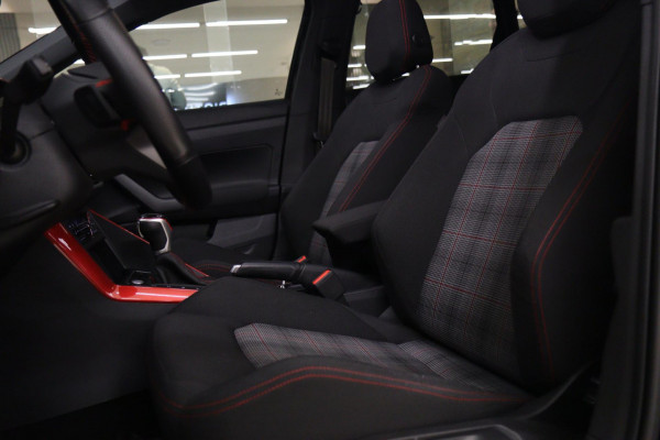 Volkswagen Polo 2.0 TSI GTI VIRTUAL/PANO/CARPLAY/IQ-LIGHT/SFEERVER/VOL