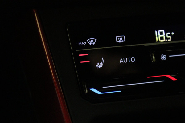 Volkswagen Polo 2.0 TSI GTI VIRTUAL/PANO/CARPLAY/IQ-LIGHT/SFEERVER/VOL