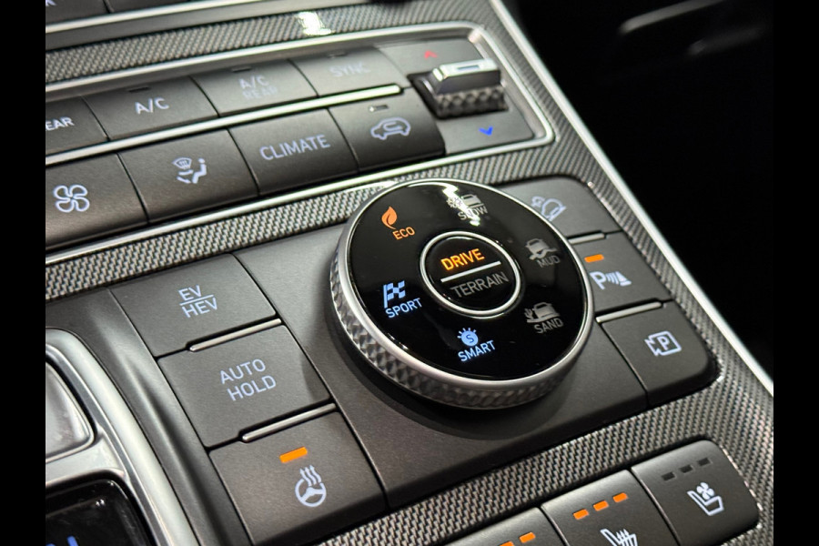 Hyundai Santa Fe 1.6 T-GDI PHEV Premium Sky 7p. | Pano | ACC | Winterpakket | Luxe Leder | Memory | 360° Camera