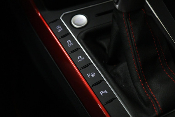 Volkswagen Polo 2.0 TSI GTI VIRTUAL/PANO/CARPLAY/IQ-LIGHT/SFEERVER/VOL