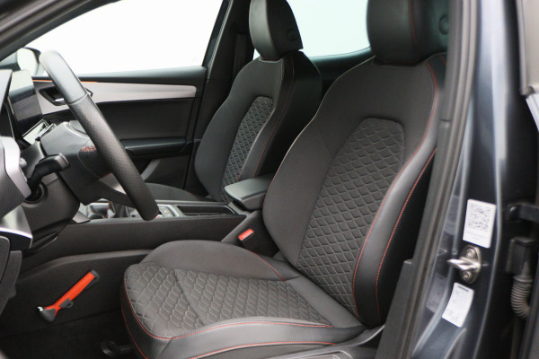 Seat Leon 1.0 TSI FR Launch Edition Virtual Cockpit, ACC, Apple Carplay, Sfeerverlichting, LED, DAB, 17"