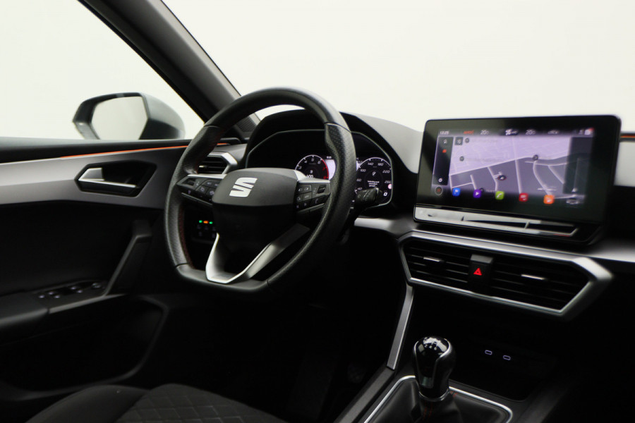 Seat Leon 1.0 TSI FR Launch Edition Virtual Cockpit, ACC, Apple Carplay, Sfeerverlichting, LED, DAB, 17"