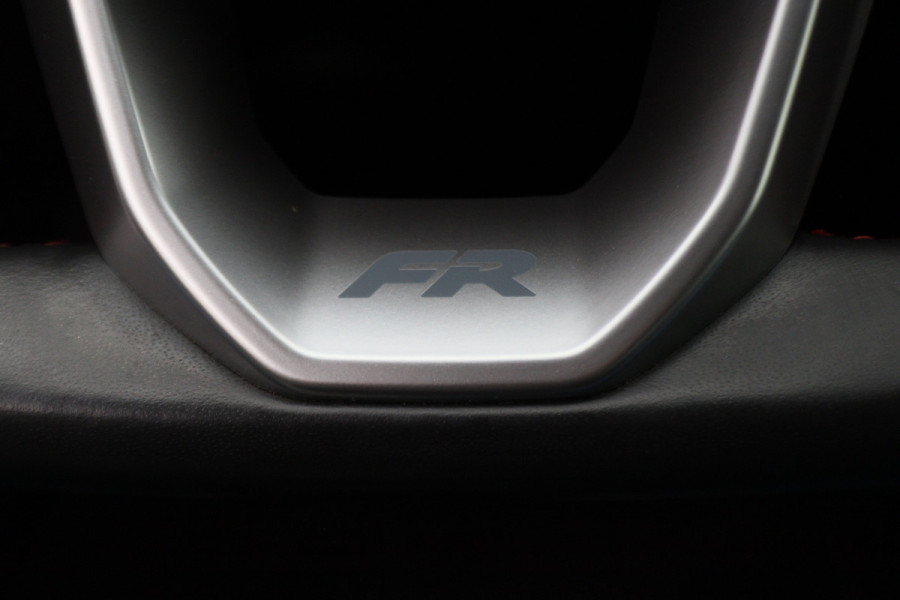 Seat Leon 1.0 TSI FR Launch Edition Virtual Cockpit, ACC, Apple Carplay, Sfeerverlichting, LED, DAB, 17"