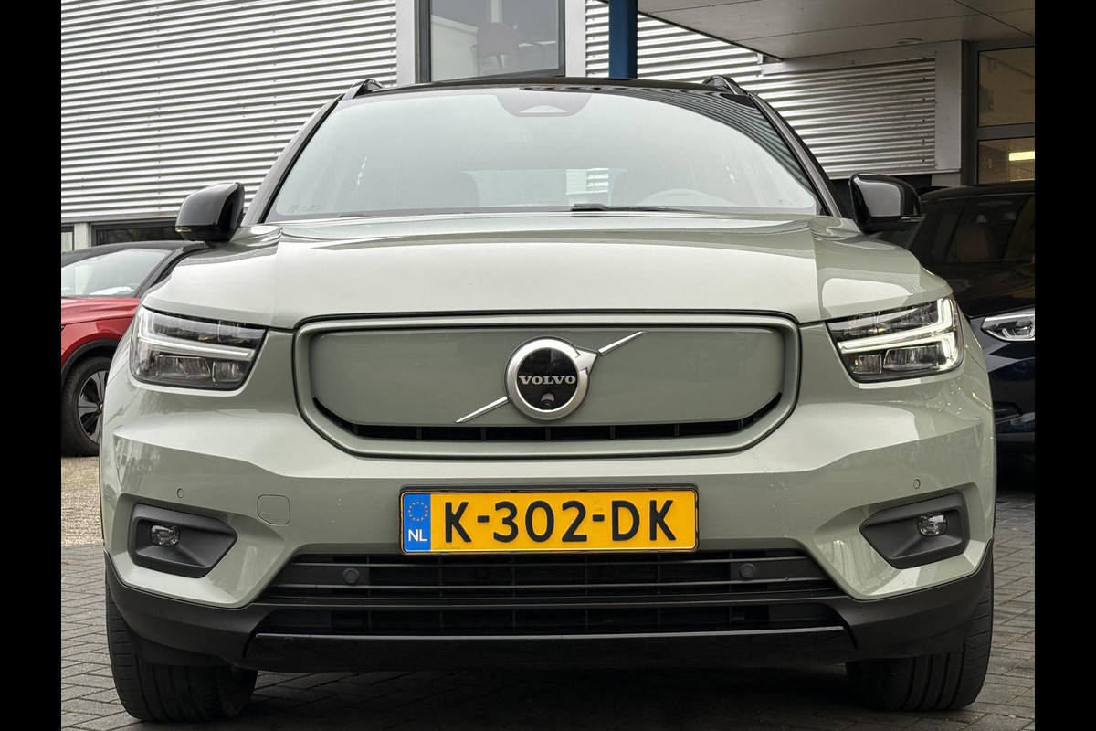 Volvo XC40 Recharge P8 AWD R-Design 408pk | Wegklapbare Trekhaak | Panoramadak | Stoelverwarming | 360 graden camera | Adaptieve Cruise control | Harman/Kardon audio