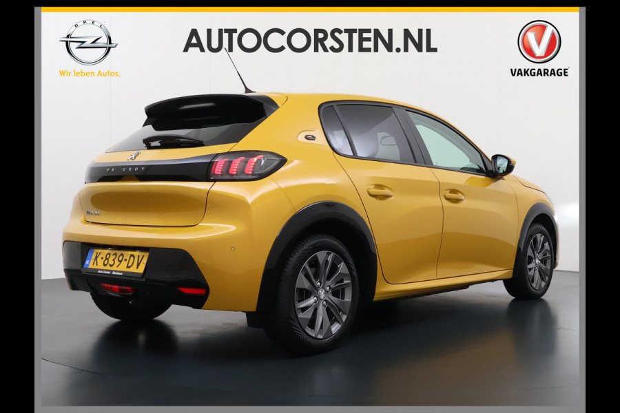 Peugeot e-208 EV 50kWh Navi 360°Camera Apple Carplay Android 1/2 Leer Ecc Cruise Control Allure SOH 90% Lmv 16" Led lane Assist DAB Bluetooth Regen-Lichtsensor Isofix Keyless 1e Eigenaar Origineel Nederlandse Auto