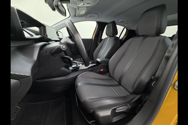 Peugeot e-208 EV 50kWh Navi 360°Camera Apple Carplay Android 1/2 Leer Ecc Cruise Control Allure SOH 90% Lmv 16" Led lane Assist DAB Bluetooth Regen-Lichtsensor Isofix Keyless 1e Eigenaar Origineel Nederlandse Auto