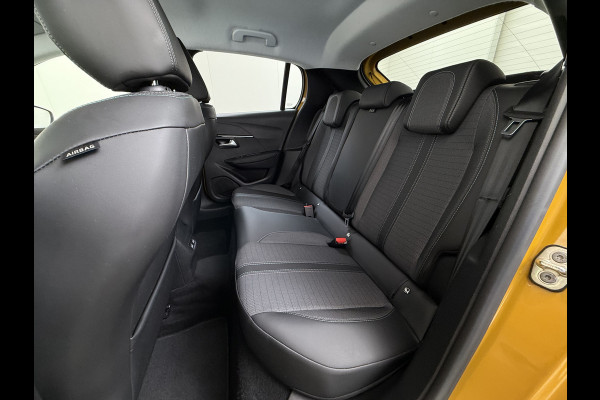 Peugeot e-208 EV 50kWh Navi 360°Camera Apple Carplay Android 1/2 Leer Ecc Cruise Control Allure SOH 90% Lmv 16" Led lane Assist DAB Bluetooth Regen-Lichtsensor Isofix Keyless 1e Eigenaar Origineel Nederlandse Auto