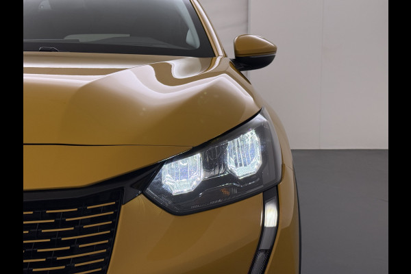 Peugeot e-208 EV 50kWh Navi 360°Camera Apple Carplay Android 1/2 Leer Ecc Cruise Control Allure SOH 90% Lmv 16" Led lane Assist DAB Bluetooth Regen-Lichtsensor Isofix Keyless 1e Eigenaar Origineel Nederlandse Auto