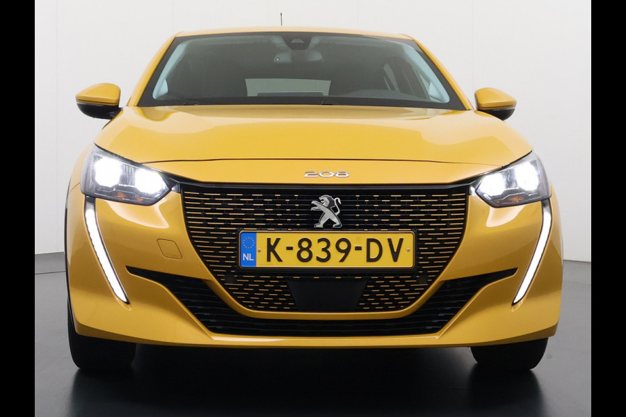 Peugeot e-208 EV 50kWh Navi 360°Camera Apple Carplay Android 1/2 Leer Ecc Cruise Control Allure SOH 90% Lmv 16" Led lane Assist DAB Bluetooth Regen-Lichtsensor Isofix Keyless 1e Eigenaar Origineel Nederlandse Auto