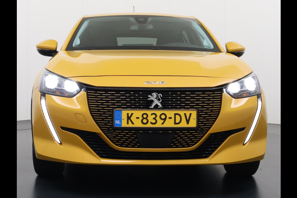 Peugeot e-208 EV 50kWh Navi 360°Camera Apple Carplay Android 1/2 Leer Ecc Cruise Control Allure SOH 90% Lmv 16" Led lane Assist DAB Bluetooth Regen-Lichtsensor Isofix Keyless 1e Eigenaar Origineel Nederlandse Auto