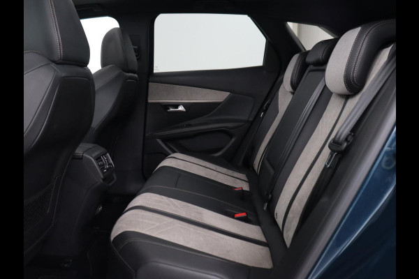 Peugeot 3008 1.6 HYbrid 225 GT Line | Panoramadak | Leder/Alcantara | Stoelverwarming | Camera | Carplay | Adaptive cruise | Navigatie | Keyless | Full LED | 19'' | Sfeerverlichting | PHEV | Plug In