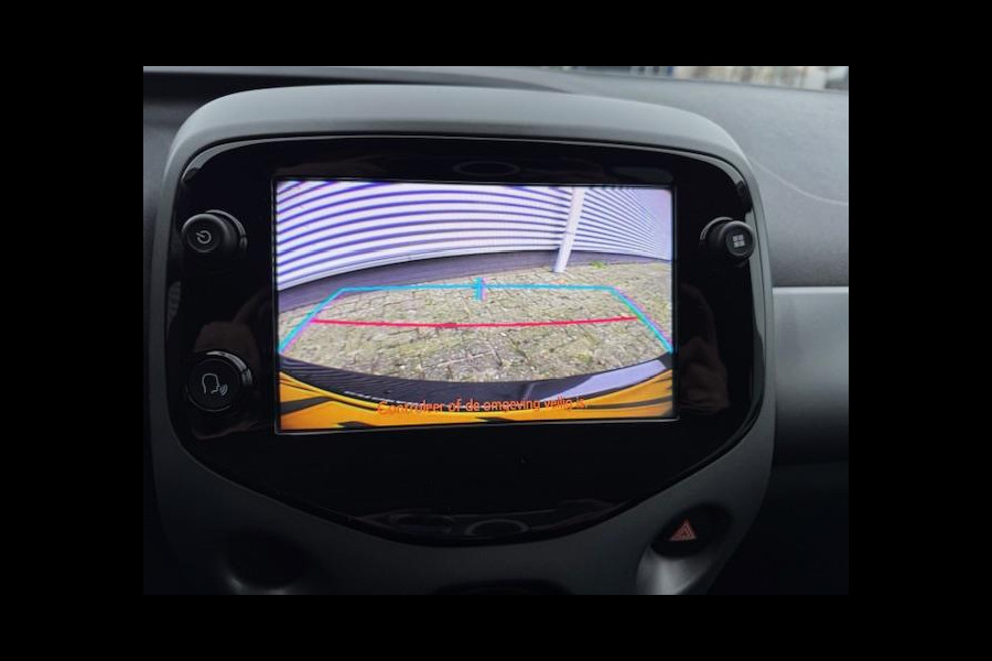 Toyota Aygo 1.0 VVT-i x-JBL,Carplay,achteruitrijcamera,airco,lm velgen
