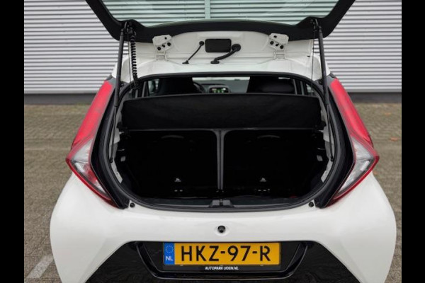 Toyota Aygo 1.0 VVT-i x-JBL,Carplay,achteruitrijcamera,airco,lm velgen